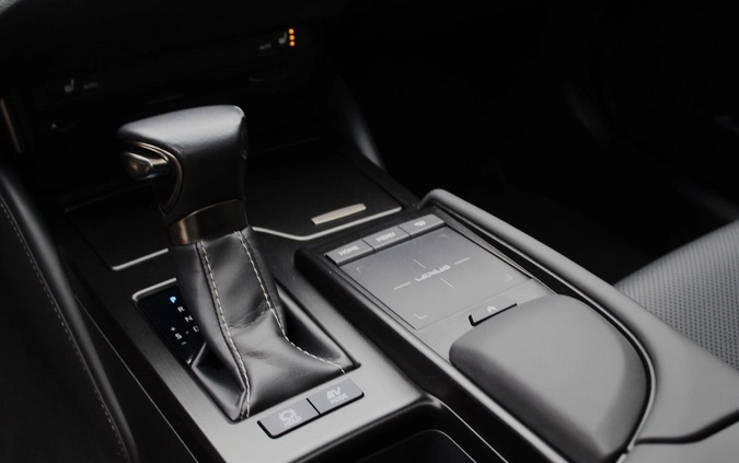 Lexus ES cena 160000 przebieg: 70250, rok produkcji 2019 z Ząbkowice Śląskie małe 466